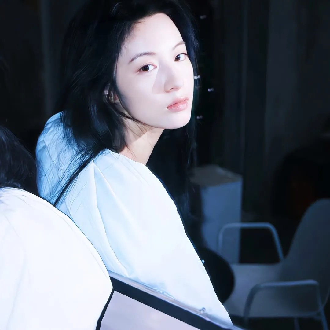 鲜花盛开的村庄
